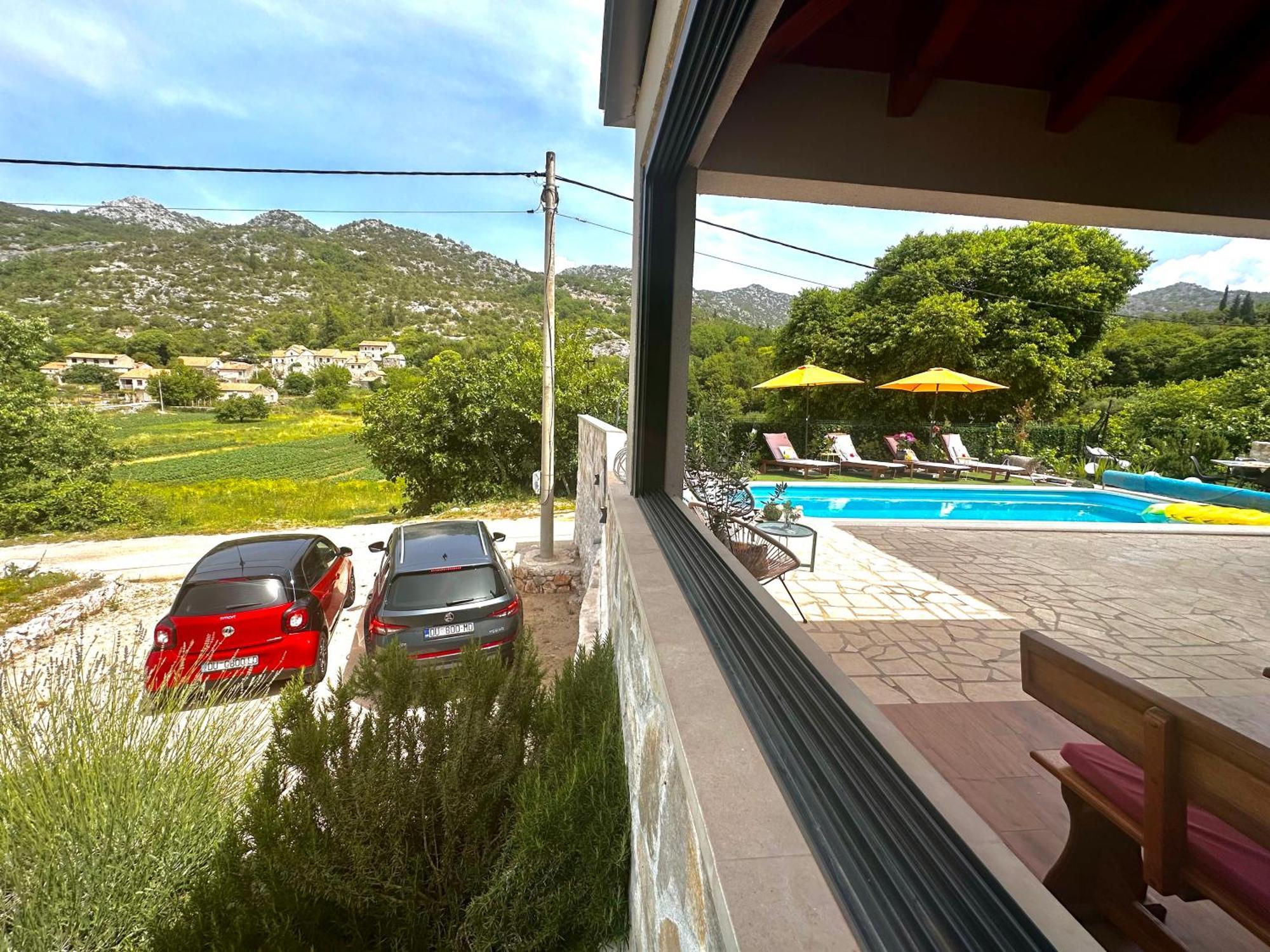 Villa Ivona With Swimming Pool And Jacuzzi Oslje Εξωτερικό φωτογραφία