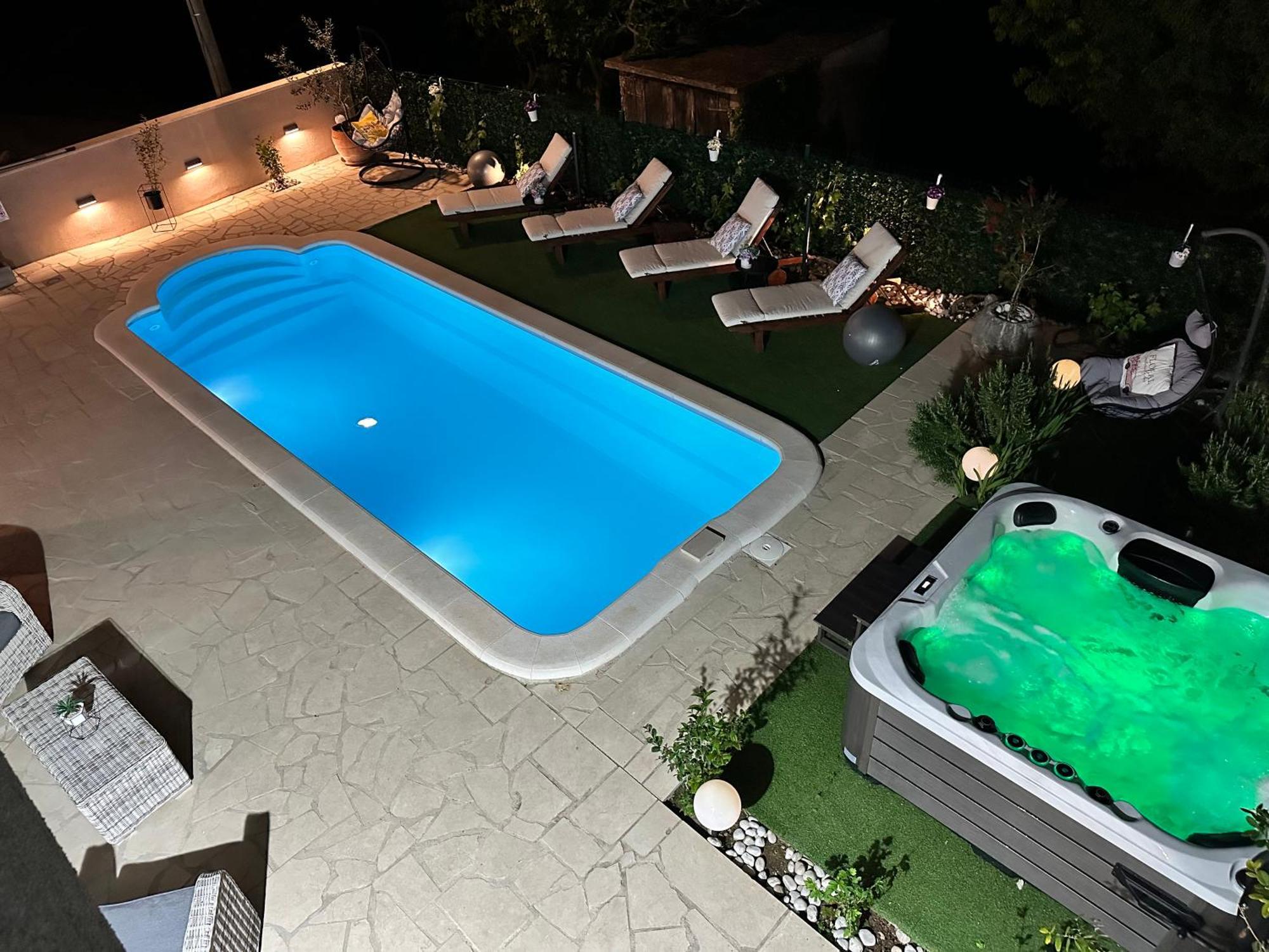 Villa Ivona With Swimming Pool And Jacuzzi Oslje Εξωτερικό φωτογραφία